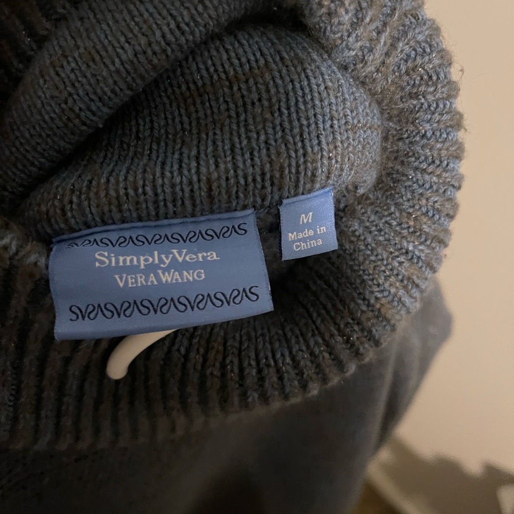 Sweater - Picture 3 of 3